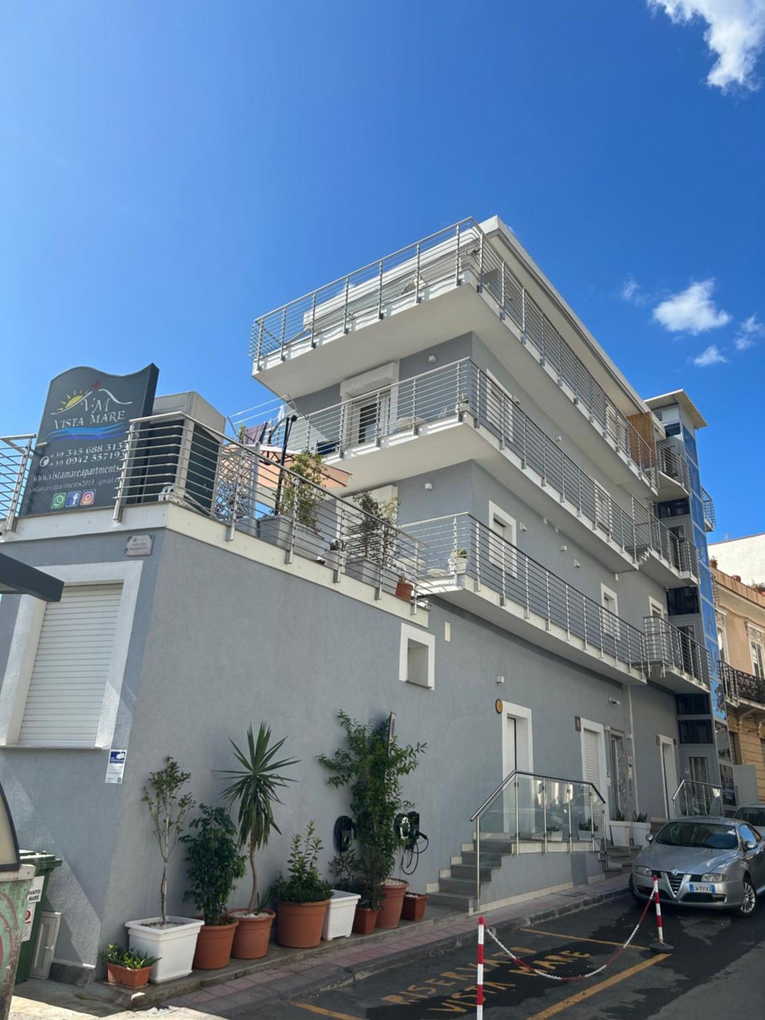 Vista Mare Apartments Giardini Naxos Exteriör bild