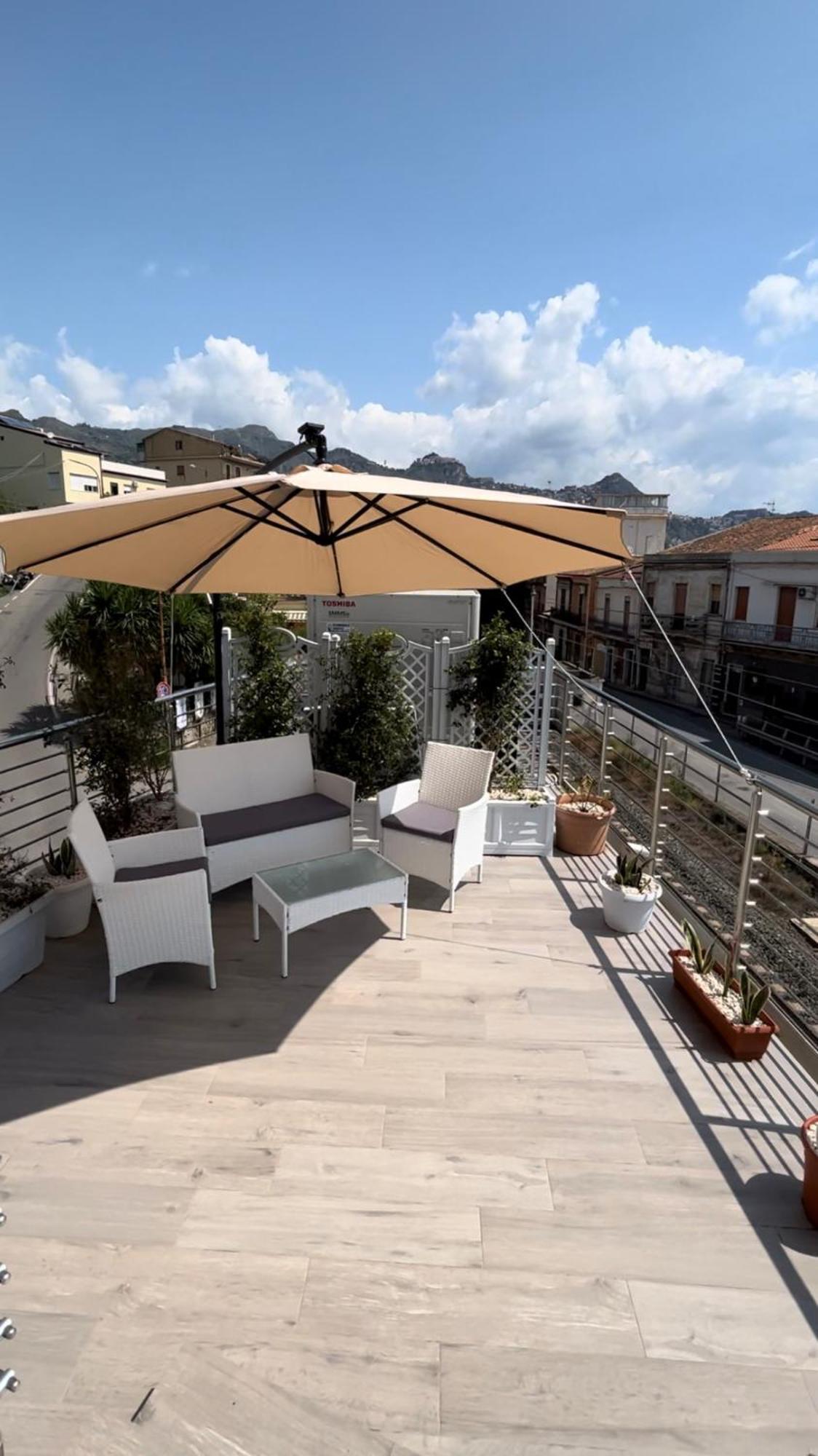 Vista Mare Apartments Giardini Naxos Exteriör bild